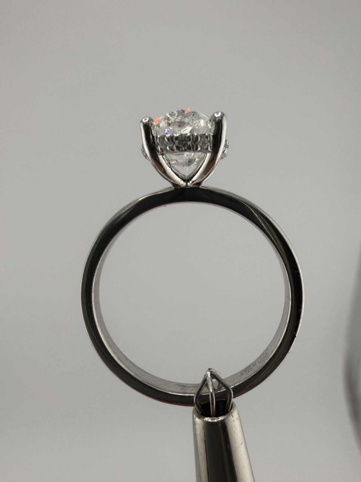 Pierścionek Hidden Halo Ring - obrazek 10